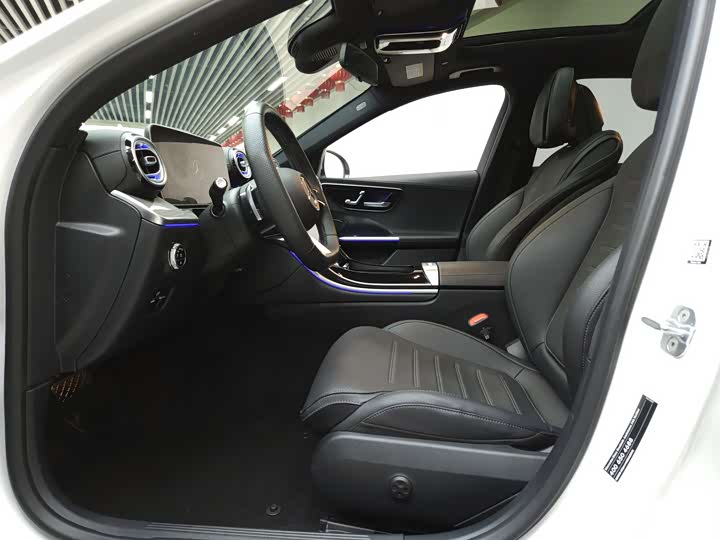 Фото 8 - Mercedes-Benz C-Class