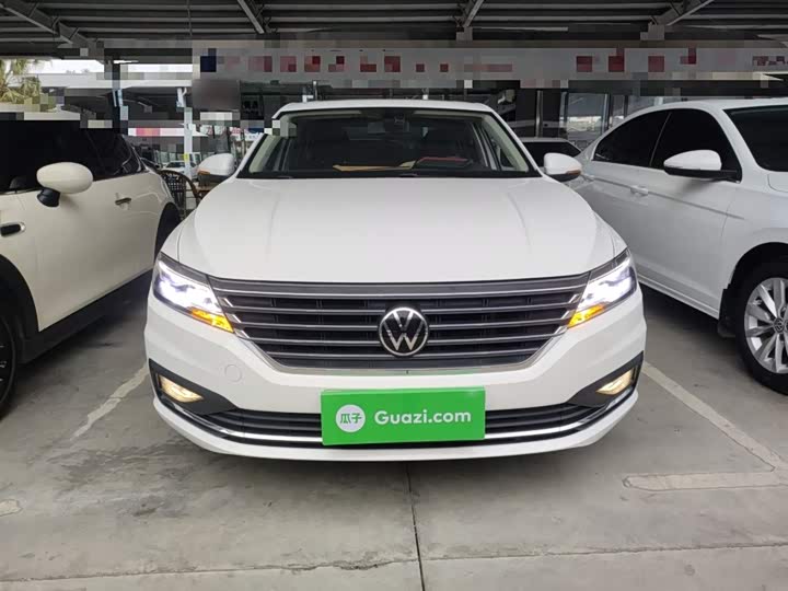 Фото 3 - Volkswagen Lavida