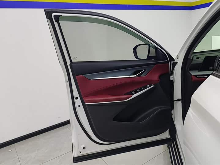 Фото 7 - Changan CS75 Plus