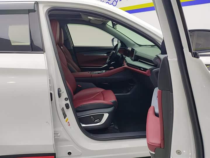 Фото 8 - Changan CS75 Plus