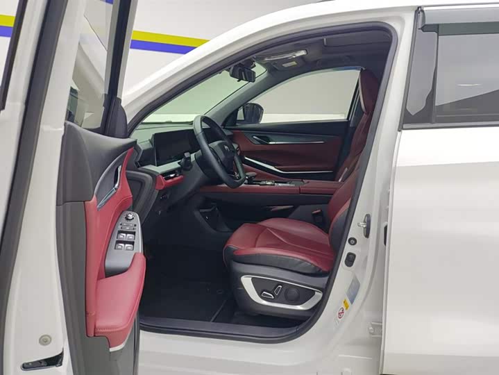 Фото 9 - Changan CS75 Plus