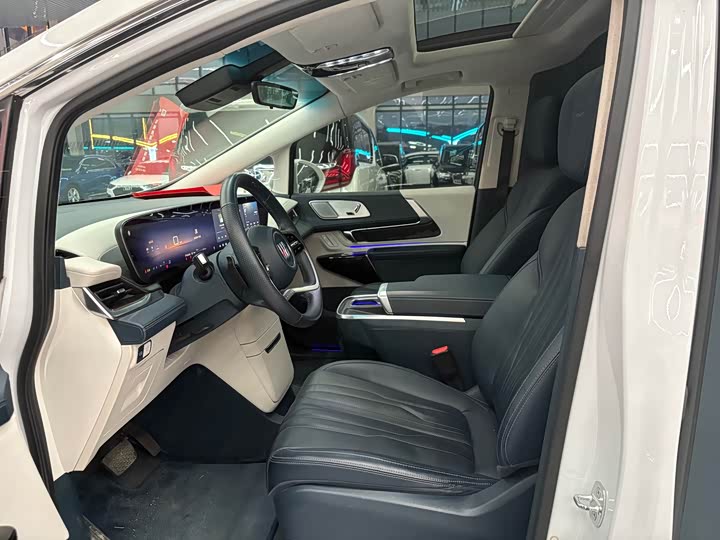 Фото 4 - Buick GL8 Century