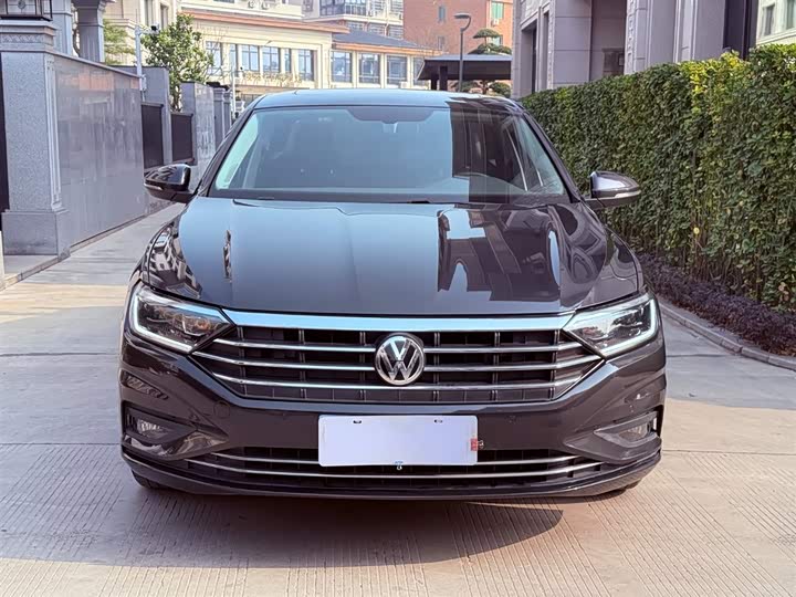 Фото 2 - Volkswagen Sagitar L