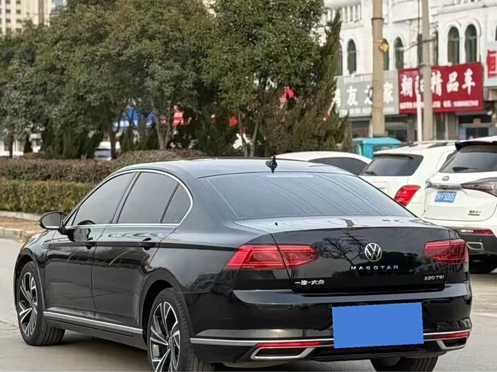 Фото 8 - Volkswagen Magotan