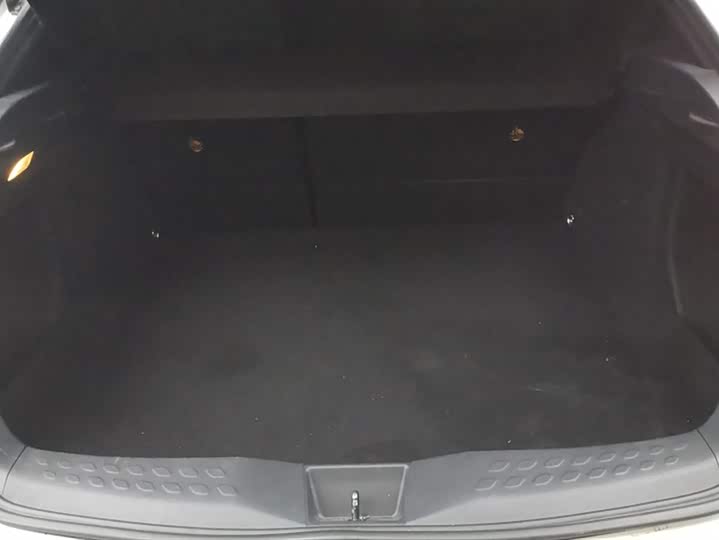 Фото 4 - Toyota C-HR