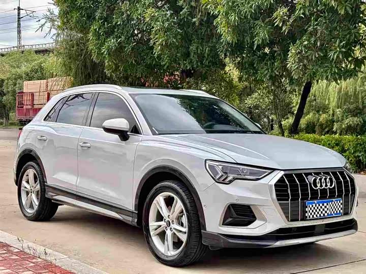 Фото 3 - Audi Q3