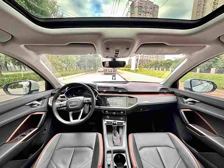 Фото 5 - Audi Q3