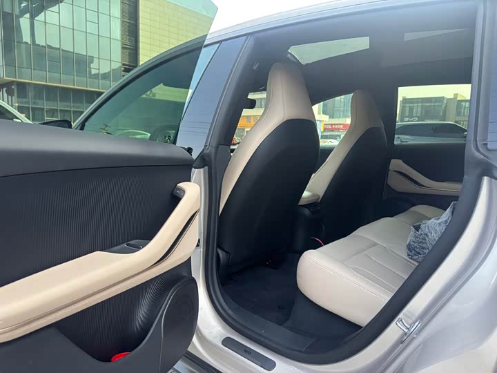 Фото 4 - Nio ET5T