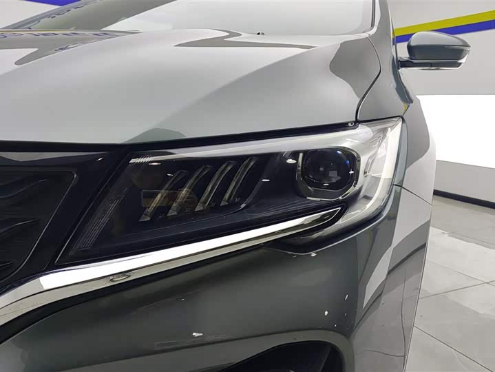 Фото 5 - Geely Jiaji