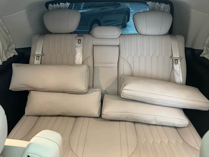 Фото 4 - Mercedes-Benz V-Class