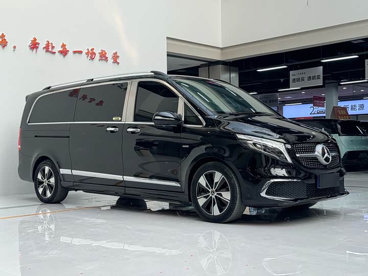 Фото 6 - Mercedes-Benz V-Class