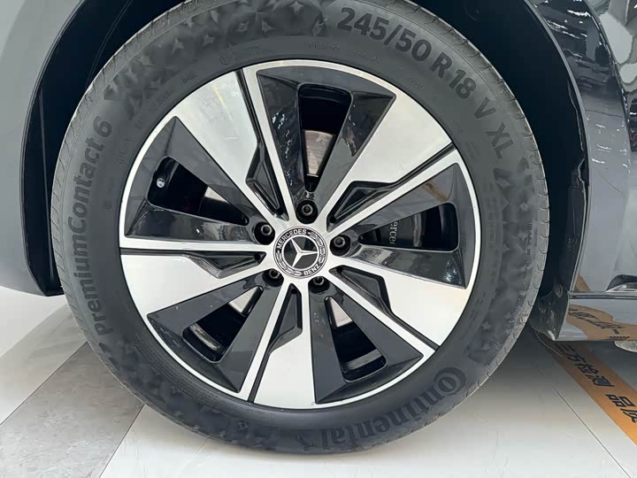 Фото 9 - Mercedes-Benz V-Class