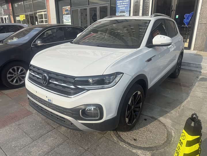 Фото 1 - Volkswagen Tacqua