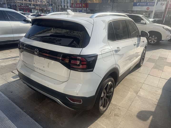 Фото 3 - Volkswagen Tacqua