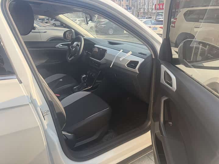 Фото 4 - Volkswagen Tacqua