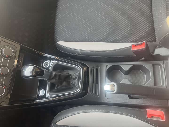 Фото 9 - Volkswagen Tacqua