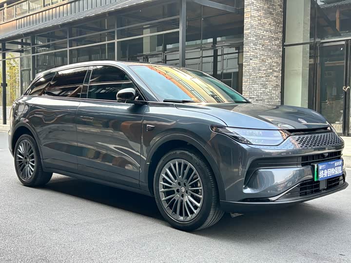 Фото 1 - Leapmotor C11