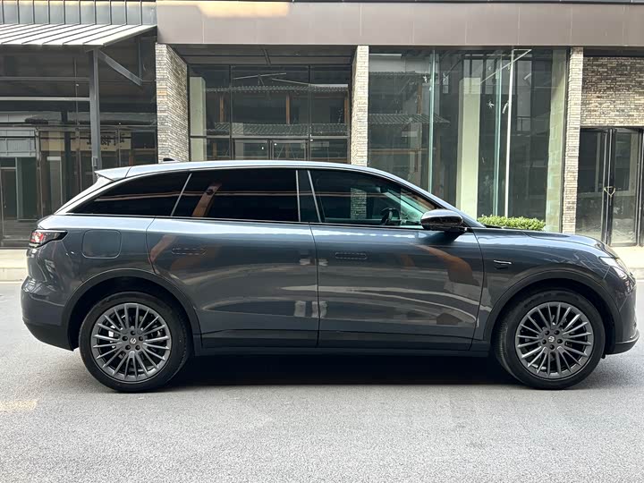 Фото 5 - Leapmotor C11