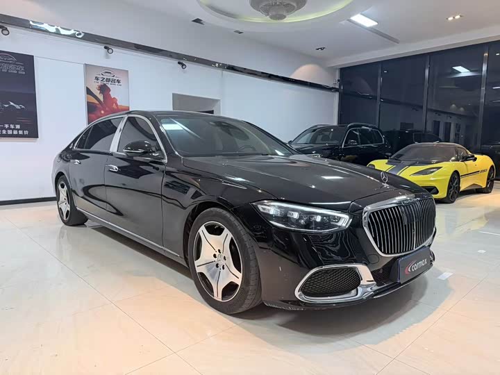 Фото 3 - Mercedes-Benz Maybach S-Class