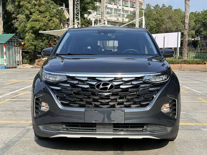 Фото 2 - Hyundai Custo