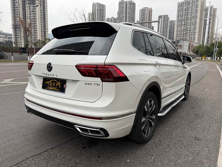 Фото 6 - Volkswagen Tiguan L Pro