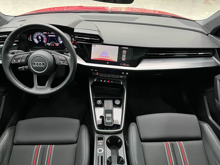 Фото 2 - Audi A3