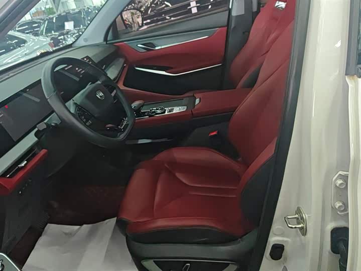 Фото 9 - Changan CS75 Plus