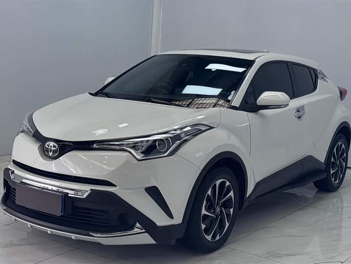 Фото 5 - Toyota Izoa