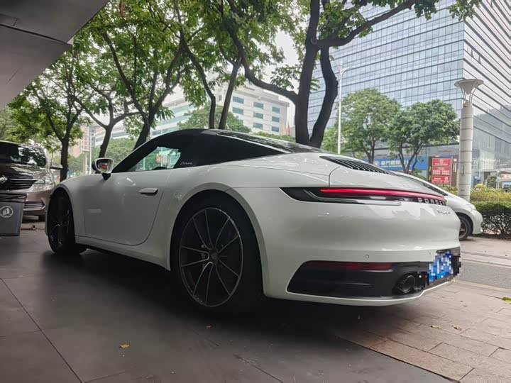 Фото 7 - Porsche 911