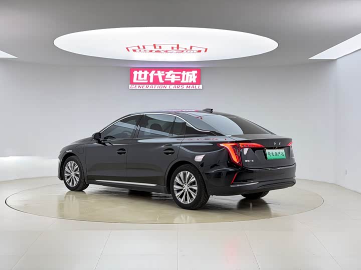 Фото 6 - Hongqi E-QM5