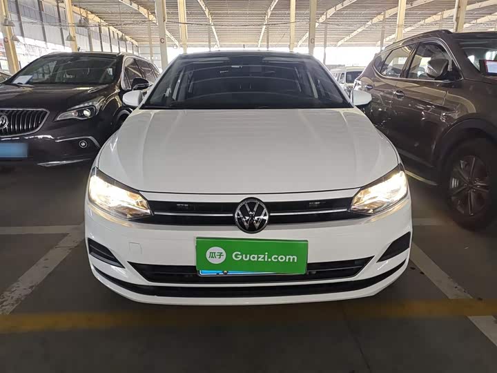 Фото 3 - Volkswagen Polo