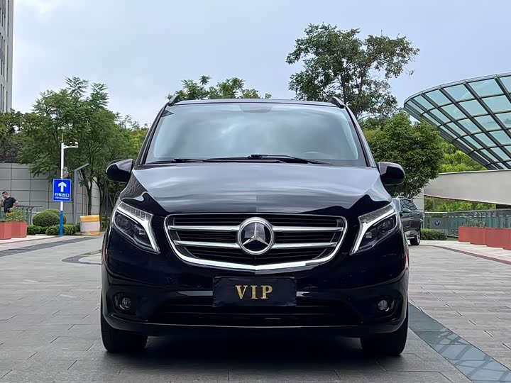 Фото 2 - Mercedes-Benz Vito