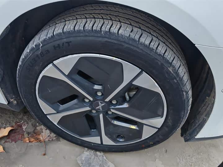 Фото 6 - XPeng Mona M03