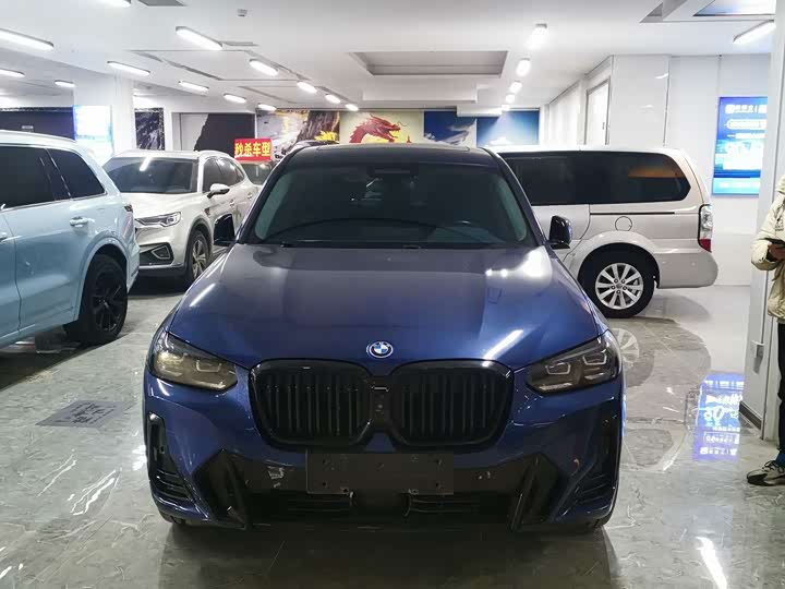 Фото 1 - BMW iX3