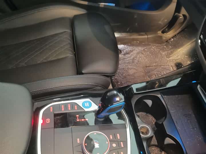 Фото 5 - BMW iX3