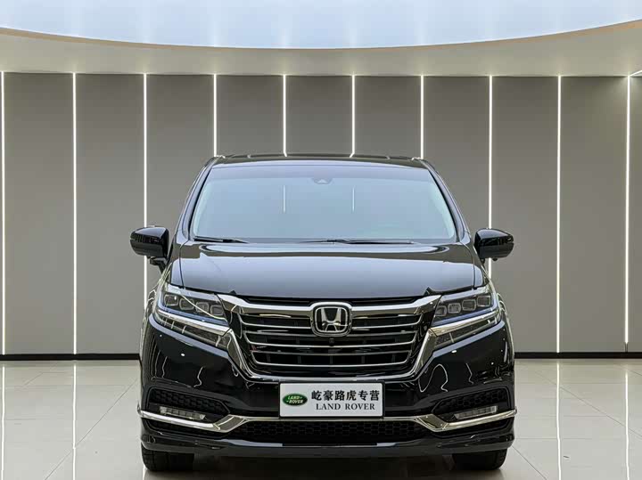 Фото 2 - Honda Elysion