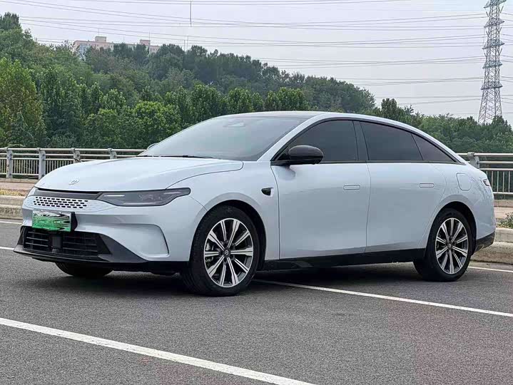 Фото 1 - Leapmotor C01