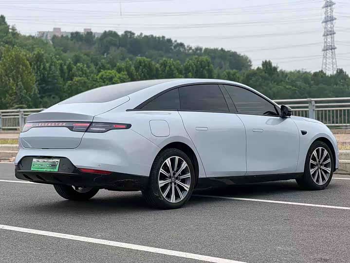 Фото 2 - Leapmotor C01