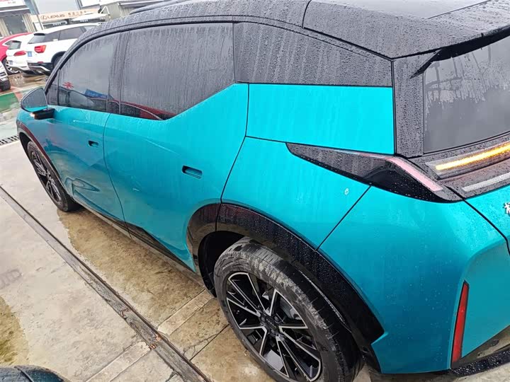 Фото 5 - Zeekr X