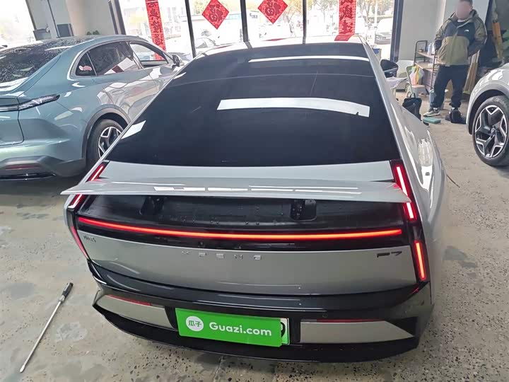 Фото 6 - XPeng P7