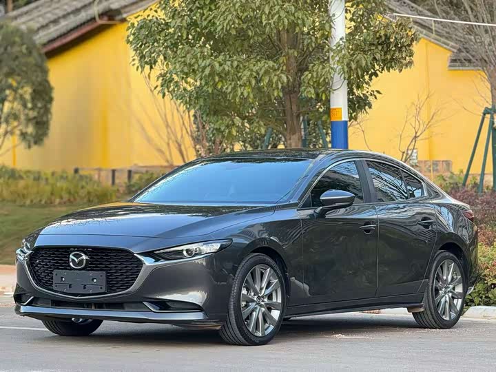 Фото 1 - Mazda 3 (Axela)