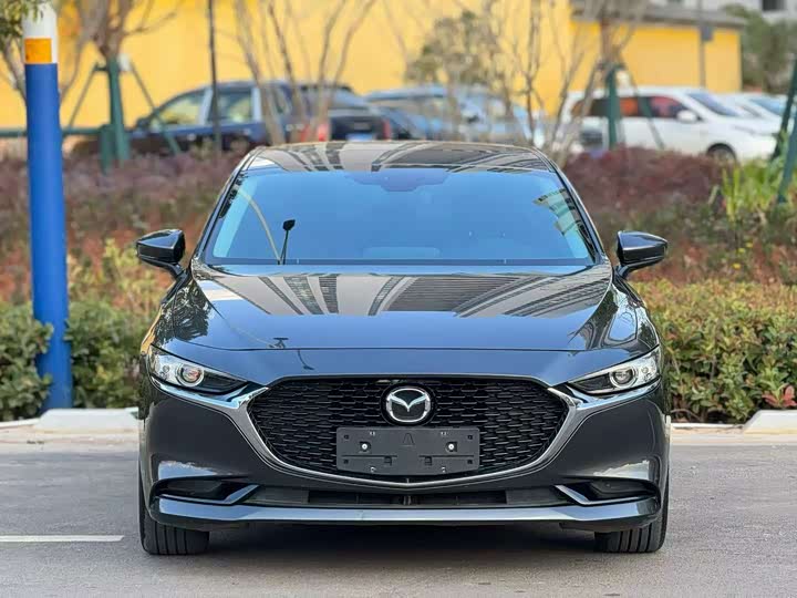 Фото 2 - Mazda 3 (Axela)