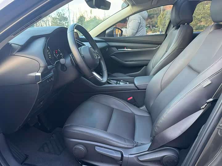 Фото 4 - Mazda 3 (Axela)