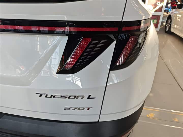 Фото 8 - Hyundai Tucson L