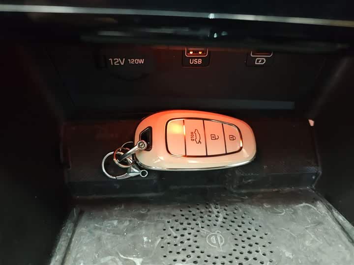 Фото 9 - Hyundai Tucson L