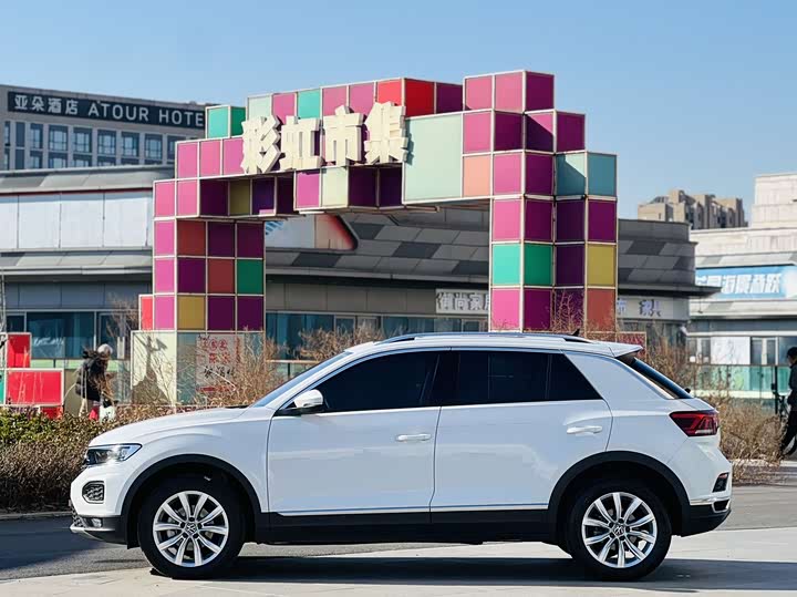 Фото 3 - Volkswagen T-Roc