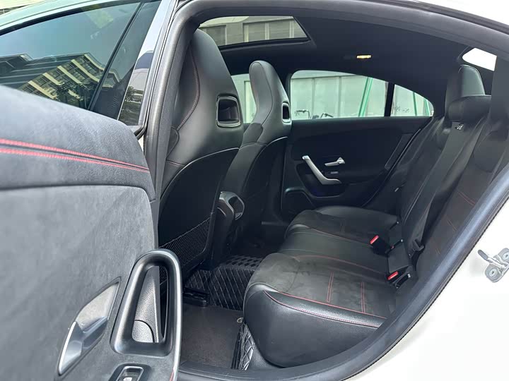 Фото 5 - Mercedes-Benz CLA-Class