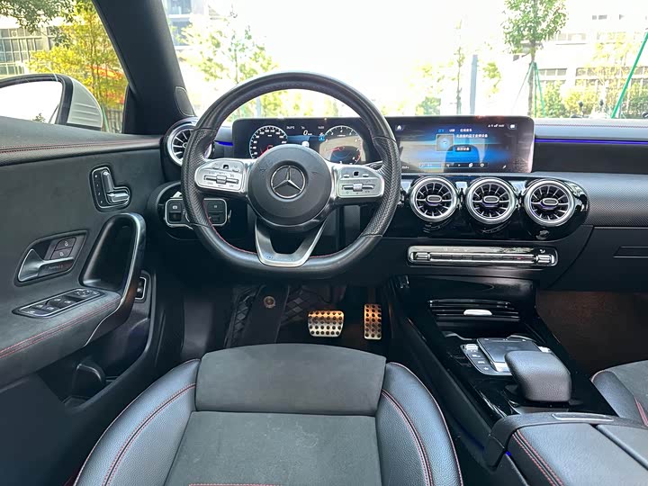 Фото 8 - Mercedes-Benz CLA-Class