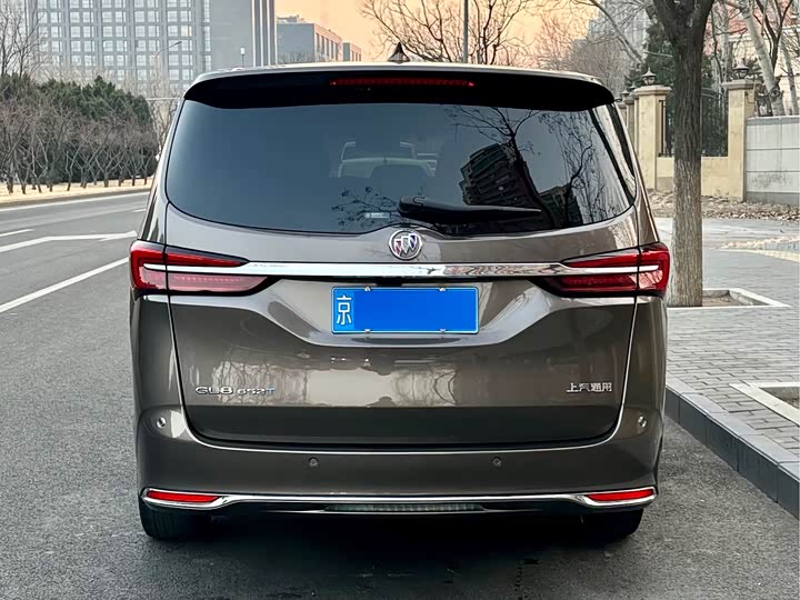 Фото 4 - Buick GL8 ES