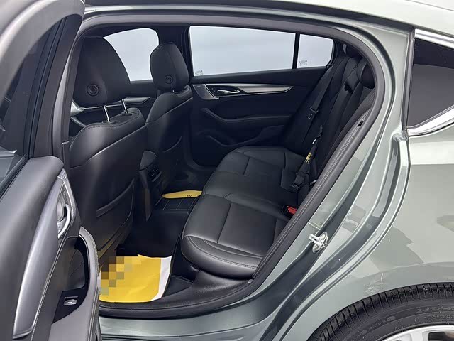 Фото 9 - Cadillac CT5